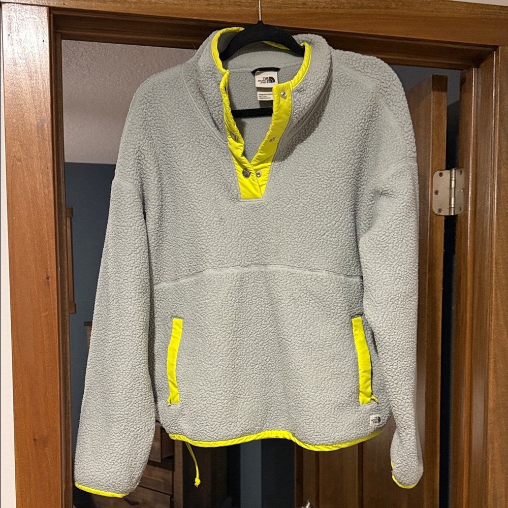 The North Face Light Gray and Yellow Fleece Pullover
